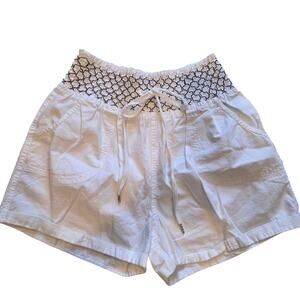 Derek Heart White Smocked Waist Drawstring Shorts Mid Rise Pocket Women's Medium